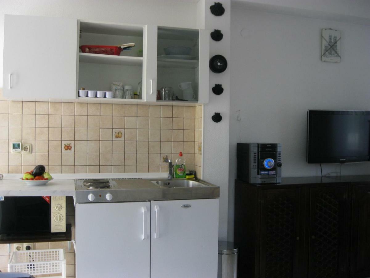 Seaside Apartment For 2 P 特罗吉尔 外观 照片